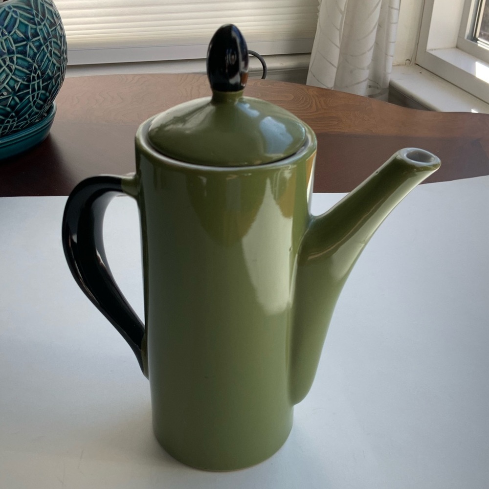 California Pantry Ceramic Tea Pot Avocado Green